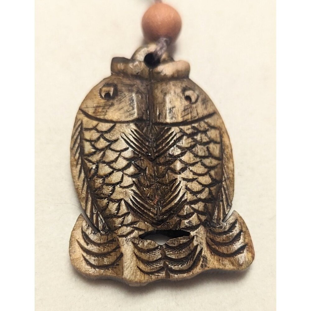 Unique Hand Carved Fish Pendant Beaded Necklace 19" NEW